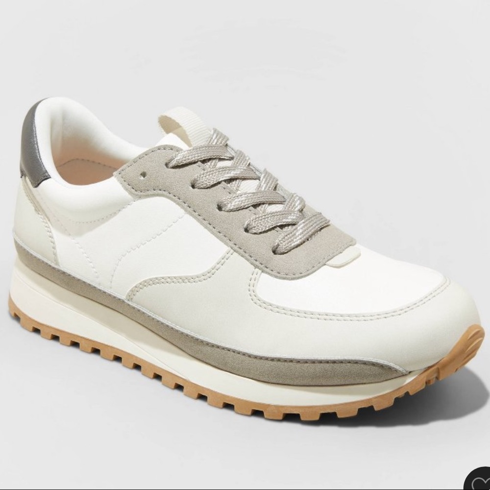Women’s Maria sneakers- Universal Thread in gray